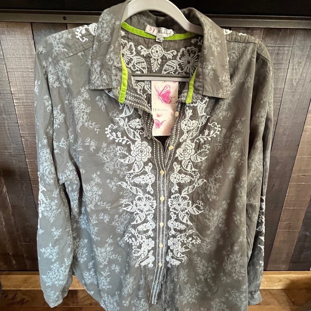 Johnny Was/3J Workshop Green/Grey BoHo Embroidered Blouse NWT XL